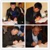 參會代表在承諾書上簽字